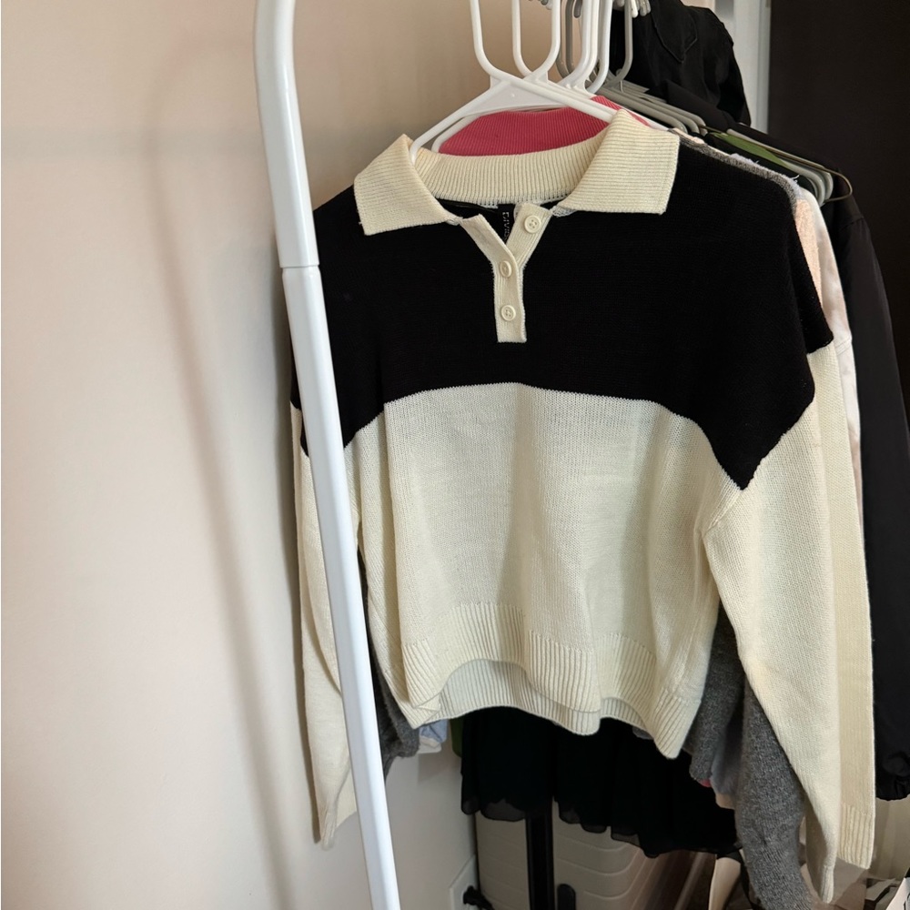 H&M Sweater